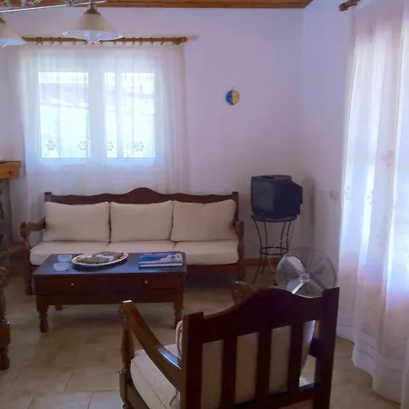 Comfortable House With Sea And Mountain View In